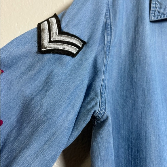 Rails Military Patch Lightweight Chambray Long Sleeve Casual Button Down Shirt - Picture 2 of 13